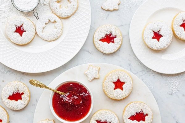 CSR Christmas jam cookies