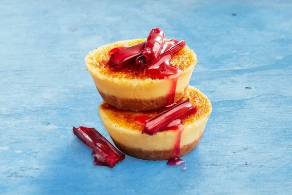 Mini Brûlée Cheesecake with Roast Rhubarb