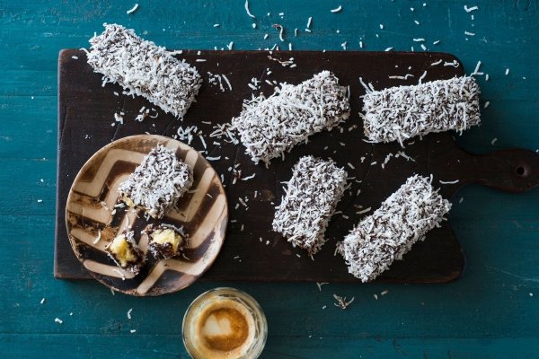 lamington fingers