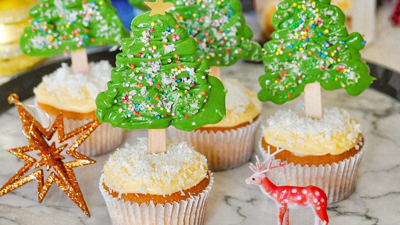 Christmas Tree Cupcakes